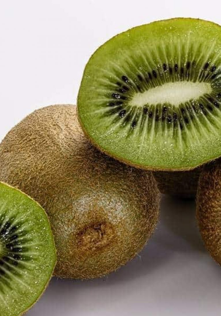 Ăn kiwi giảm cân, đẹp da, bổ sung dinh dưỡng