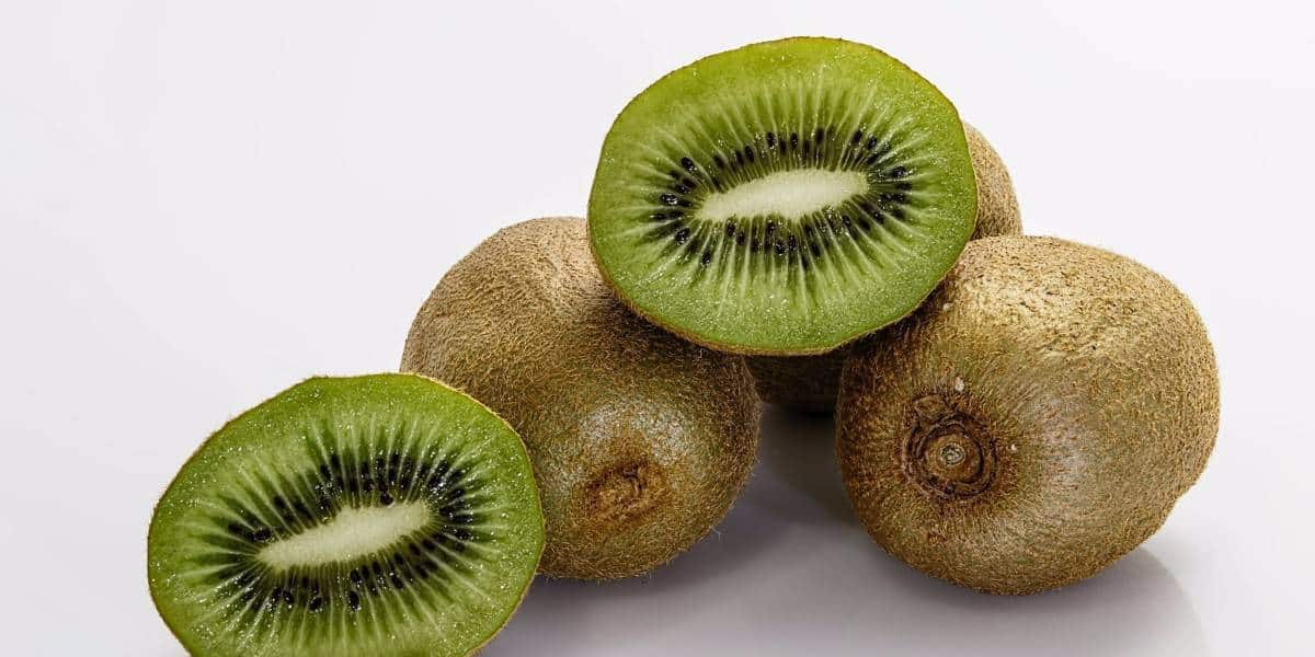 Ăn kiwi giảm cân, đẹp da, bổ sung dinh dưỡng